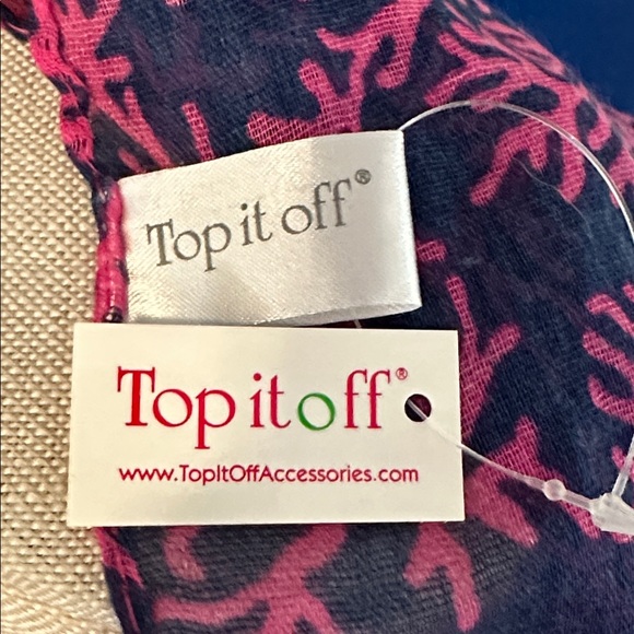 NWT Women's Top it Off Coral Pink & Navy 100% Polyester Patterned Scarf 74” - Picture 6 of 6